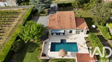 Maison traditionnelle à Saint-Paul (33390)