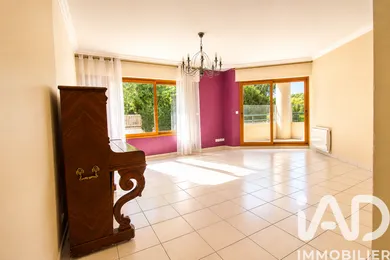 Apartment in Compiègne (60200)