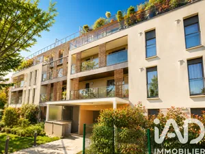 Apartment in Chantilly (60500)