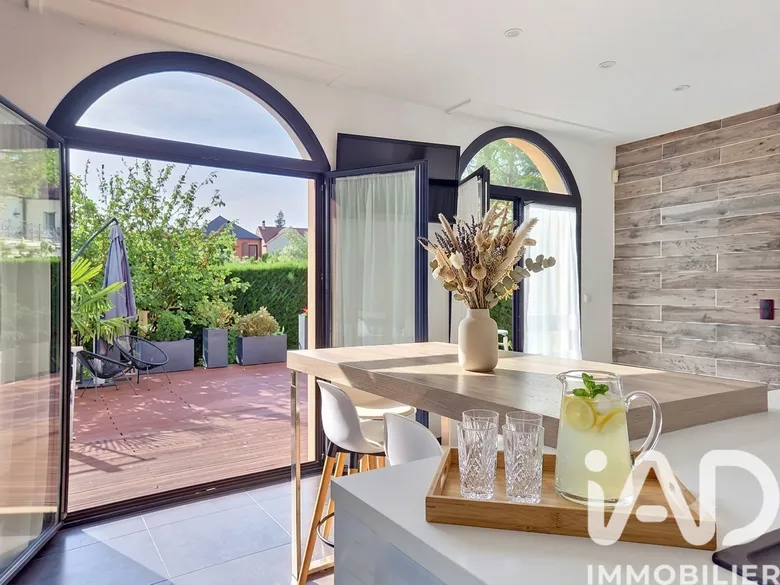 Maison 6 pièces 190 m² · à Soisy-sous-Montmorency · 190,3 m² · 835 000 €