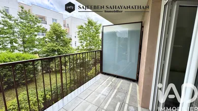 Apartment in Bois-d'Arcy (78390)