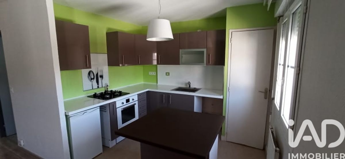 Appartement 2 pièces de 51 m² à Melun (77000)