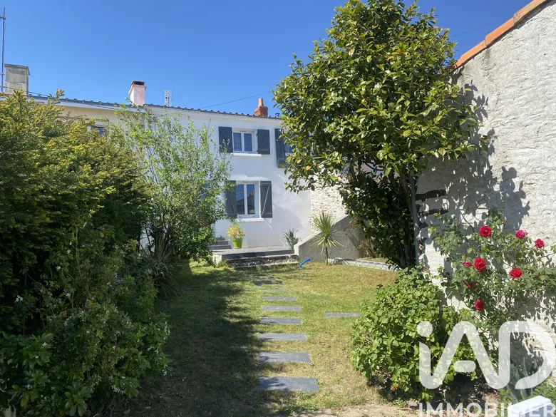 Maison 5 pièces 110 m² · à Divatte-sur-Loire · 110 m² · 326 500 €