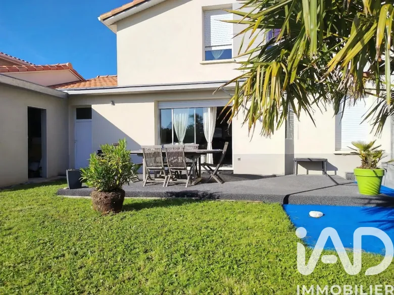 Maison 4 pièces 101 m² · à Nantes · 101 m² · 440 000 €