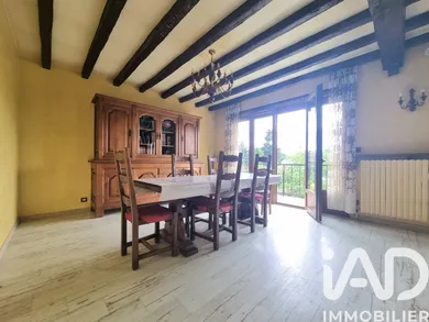 Maison traditionnelle à Yerres (91330)