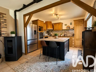 Detached house in Charmoy (89400)