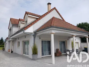 Maison à Saint-Marcel (71380)