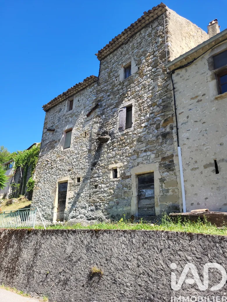 Terrain 2 pièces · à La Charce · 35 000 €