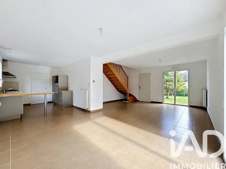 Maison 6 pièces 98 m² · à Gévezé · 98,2 m² · 365 000 €