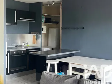 Apartment in Saint-Cyr-sur-Loire (37540)