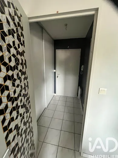 Apartment in Saint-Cyr-sur-Loire (37540)