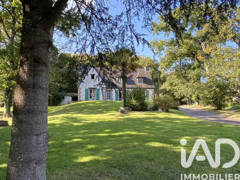 Maison 7 pièces 139 m² · à Guillac · 139 m² · 209 000 €