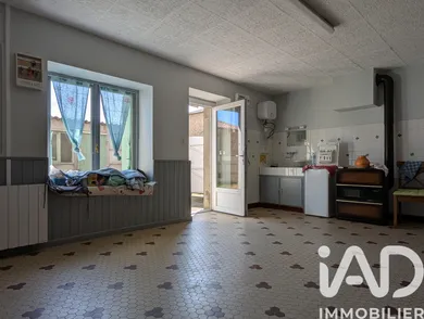 Maison de village à Sainte-Verge (79100)