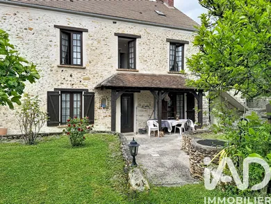Maison traditionnelle à Fontenailles (77370)