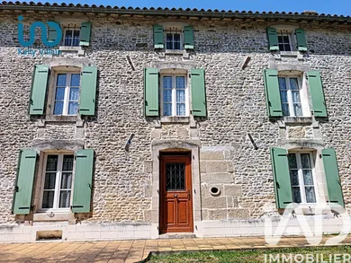 Maison de campagne à Saint-Christophe-sur-Roc (79220)