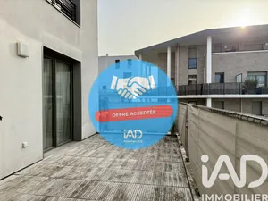 Apartment in Nanterre (92000)