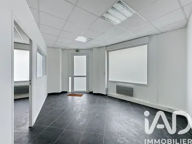 Commercial walls in Alfortville (94140)