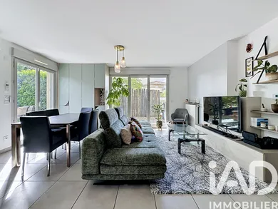 Appartement à Sainte-Consorce (69280)