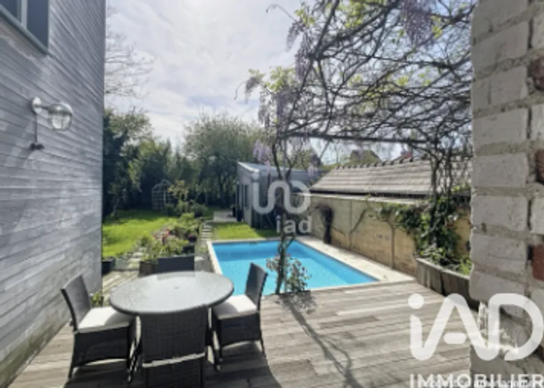 Maison 10 pièces 260 m² · à Saint-Maur-des-Fossés · 260 m² · 980 000 €