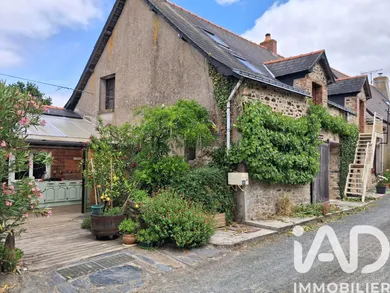 Maison de campagne à Saint-Aubin-des-Châteaux (44110)