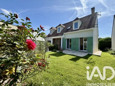 Traditional house in Crécy-la-Chapelle (77580)