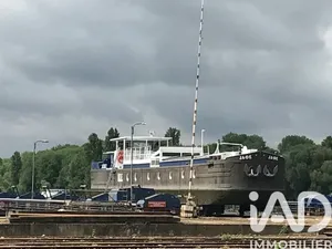 Barge in Herblay-sur-Seine (95220)