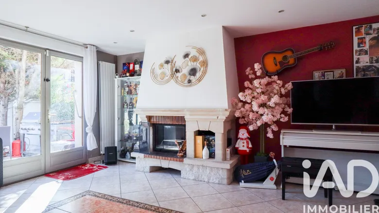 Maison 8 pièces 185 m² · à Vitry-sur-Seine · 184,5 m² · 844 000 €
