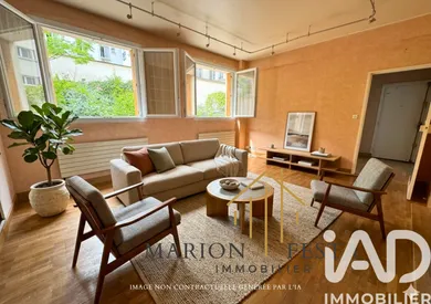 Triplex in Paris (75012)