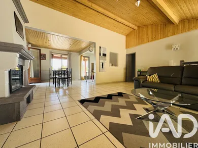 House in Escatalens (82700)