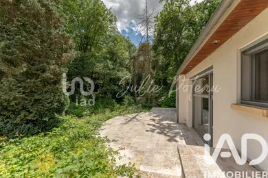Architectural house in Fère-en-Tardenois (02130)