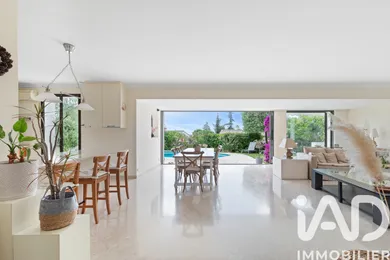 Demeure à Villeneuve-Loubet (06270)