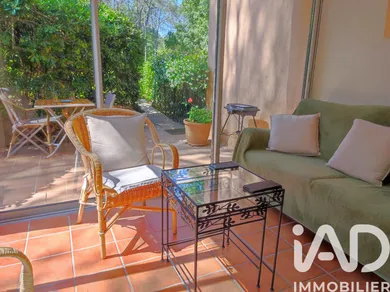Apartment in Saint-Raphaël (83700)