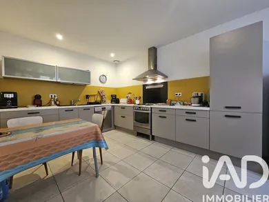 Townhouse in Saint-Porquier (82700)