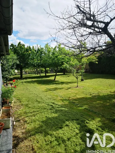 Terrain à bâtir à Égriselles-le-Bocage (89500)