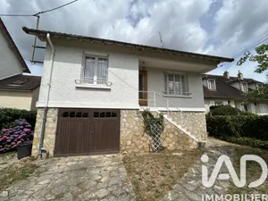 Maison à Saint-Amand-Montrond (18200)