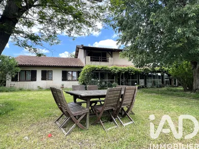 Traditional house in Saint-Germain-du-Puch (33750)