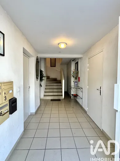 Apartment in Saint-Gilles (30800)