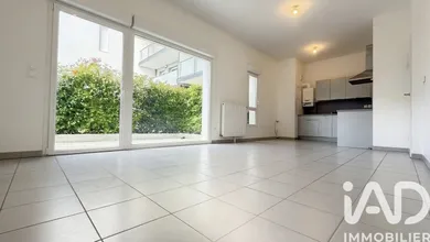 Apartment in Reims (51100)