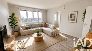 Apartment in Saint-Jean-de-Braye (45800)
