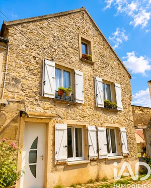 Apartment in Viarmes (95270)