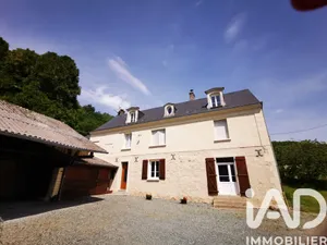 Mansion in Saint-Georges-de-la-Couée (72150)
