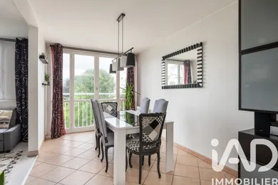 Apartment in Saint-Martin-d'Hères (38400)