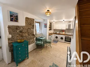 Townhouse in Hyères (83400)