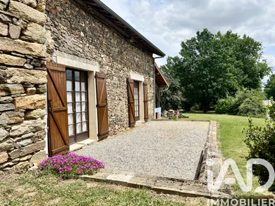 Maison de campagne à Champsac (87230)