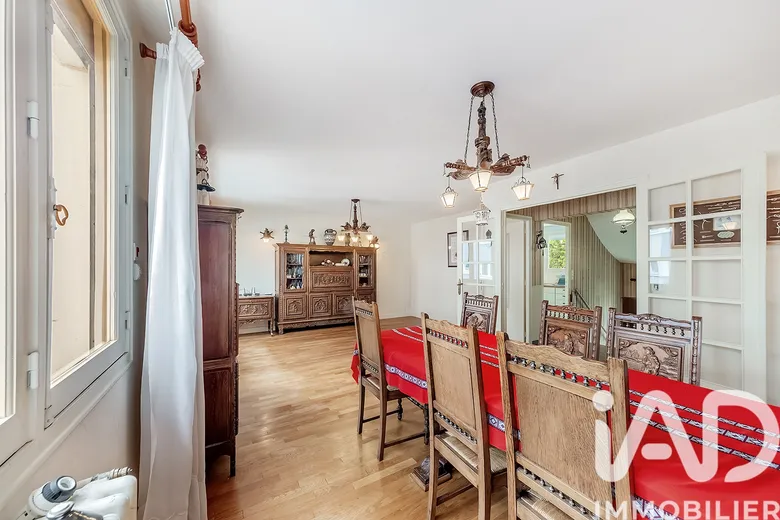 Maison 6 pièces 148 m² · à Rennes · 147,5 m² · 587 100 €