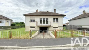 Pavillon à Challerange (08400)