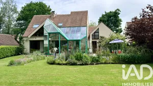 Maison d'architecte à Ermenonville (60950)