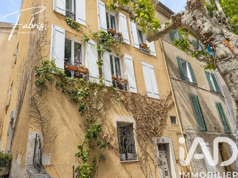Maison 5 pièces 170 m² · à Signes · 170 m² · 370 000 €