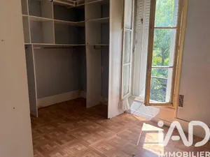 Apartment in Asnières-sur-Seine (92600)