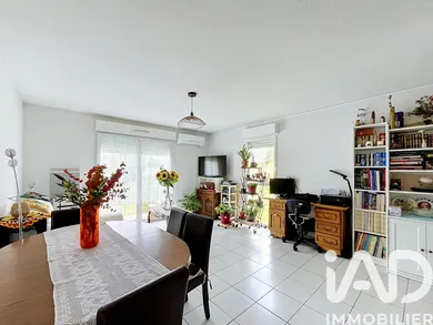 Apartment in Artigues-près-Bordeaux (33370)